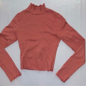 Altar'd State XS Cropped Long-Sleeve Turtle Neck Top